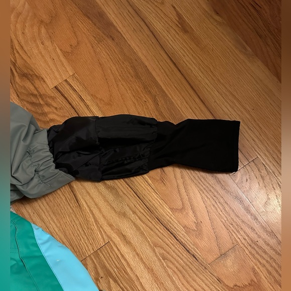 NWT men’s jacket.  size M. O’Neill. Turquoise, green and gray. - Picture 8 of 9